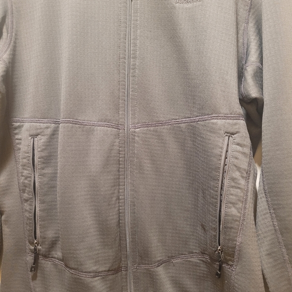 Patagonia long sleeve - Picture 9 of 10
